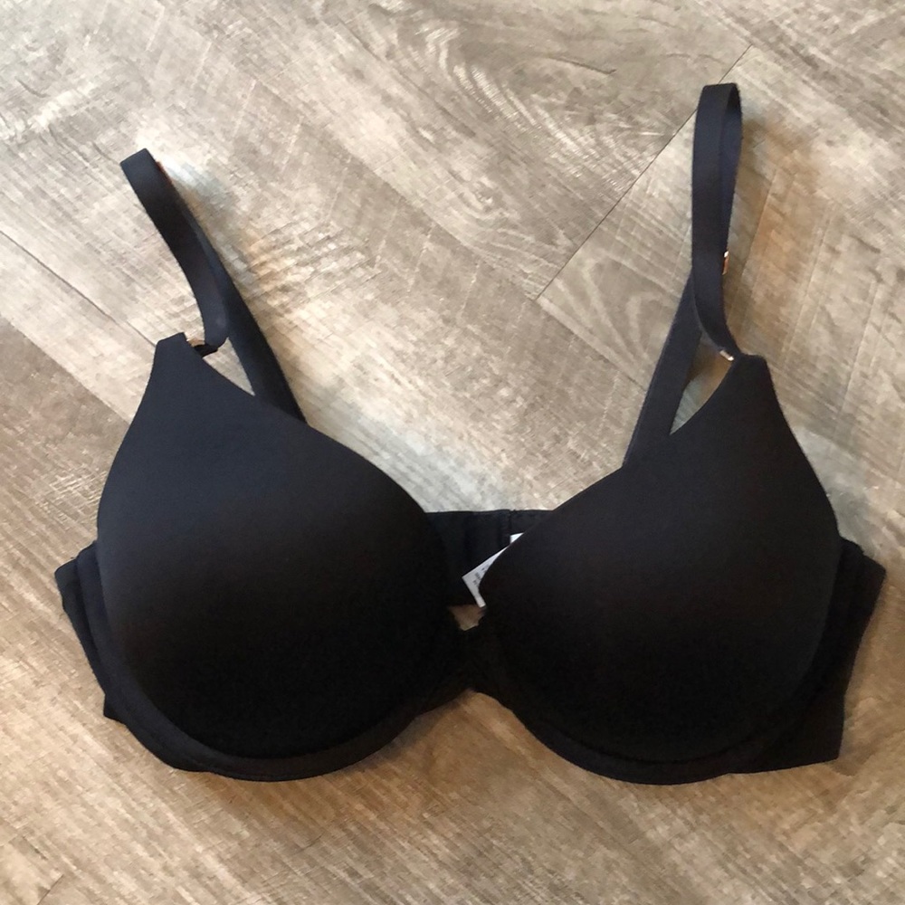 NWOT! AERIE Black Push-Up Bra w/ Adjustable Straps